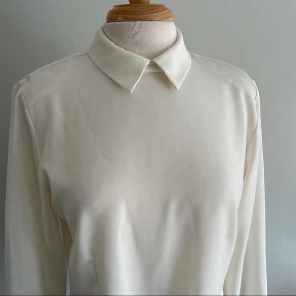 Vintage Peter Pan Collar Creamy White Blouse - Picture 2 of 11